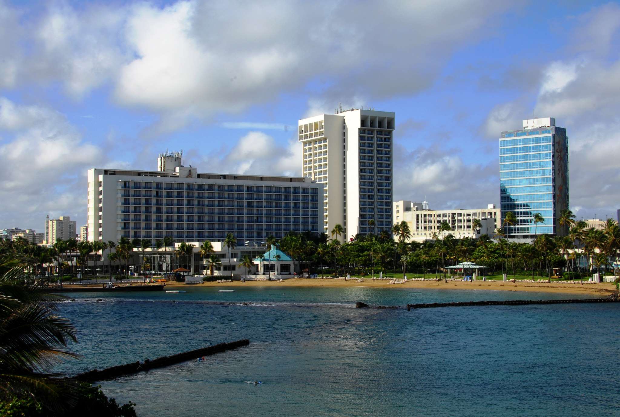 13 Best Urban Beaches in the World: Top City Beaches Revealed 21 Caribe Hilton - San Juan, Puerto Rico
