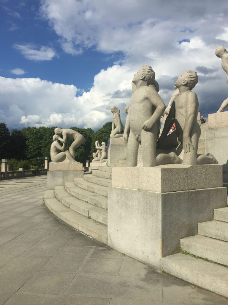 Vigeland Sculpture Park - Oslo - Traveleira.com