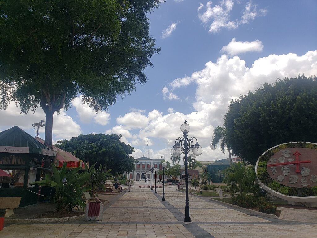 Plaza Palmer, Caguas, Puerto Rico - Traveleira.com