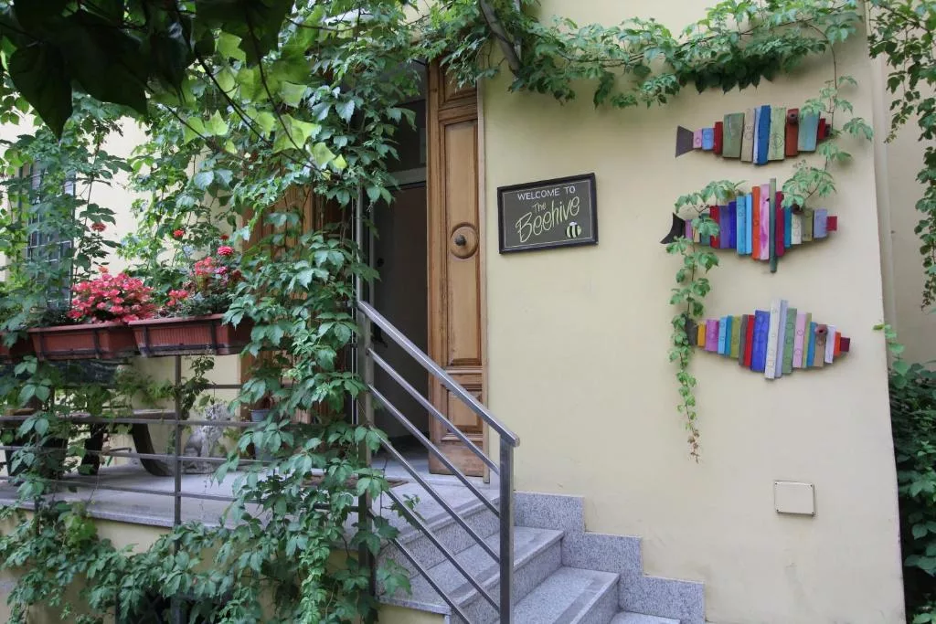 The entrance of the Beehive, one of the best places to stay in Rome