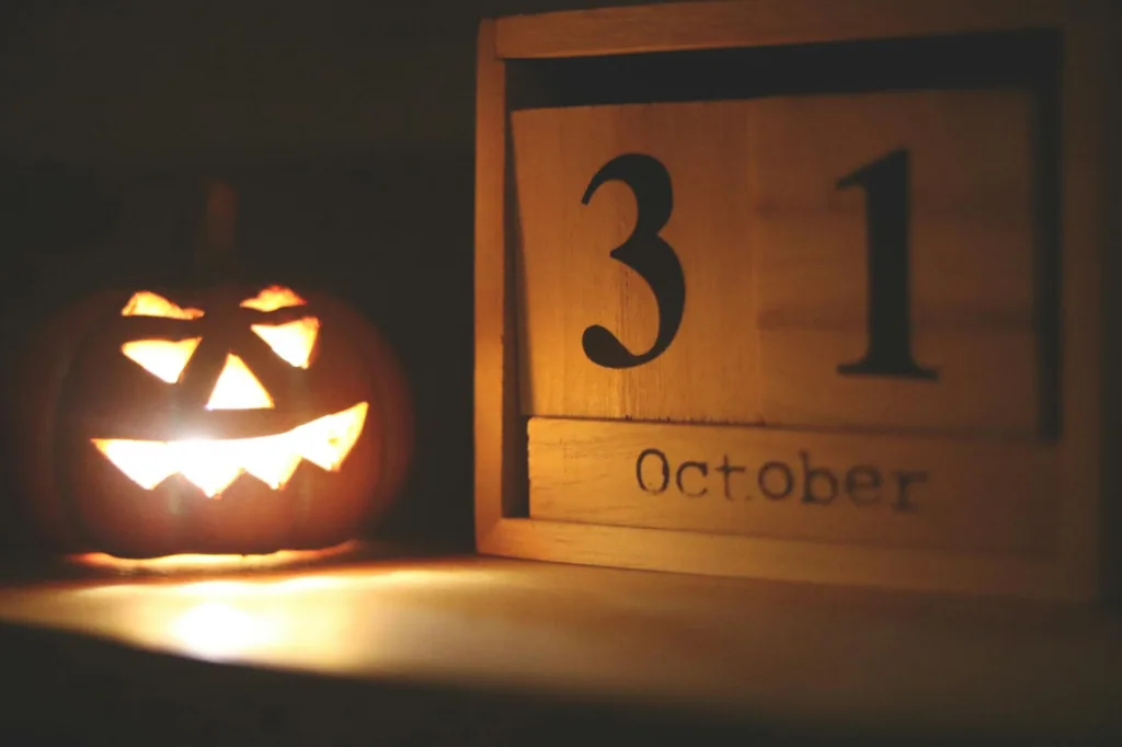 Donde Viajar en Halloween 2026 7 pexels-photo-1480861.jpeg