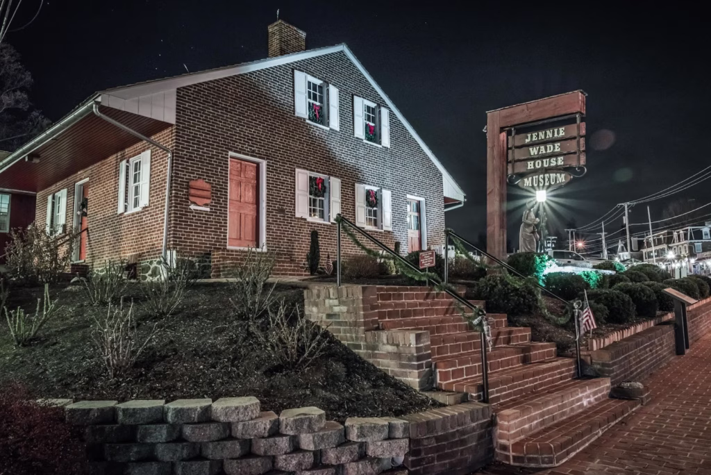 3 Haunted Places in America: Best Northeast Adventures 1 The Jennie Wade House, Gettysburg