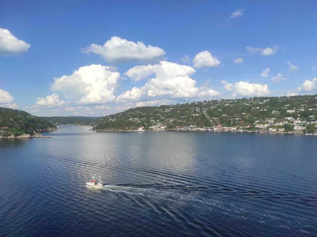 10 Rutas en Tren por Europa que Debes Hacer 12 Oslo fjord